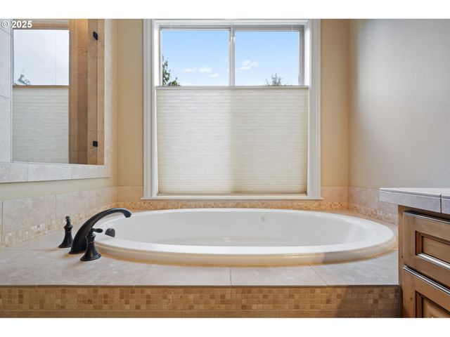 4331 Se 166TH Ct, Vancouver, WA 98683