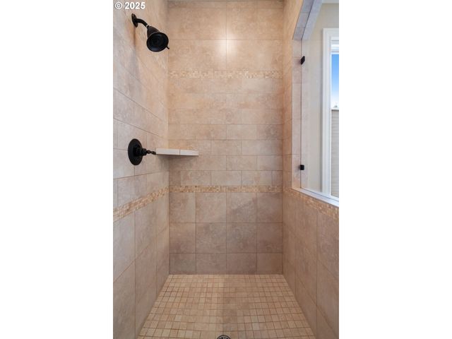 4331 Se 166TH Ct, Vancouver, WA 98683