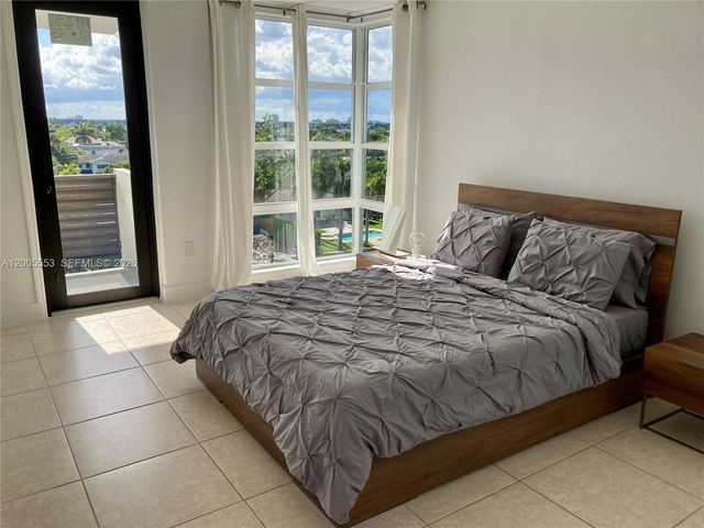 9800 W Bay Harbor Dr 603, Bay Harbor Islands, FL 33154