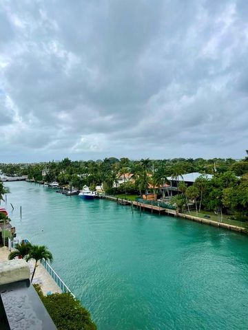 9800 W Bay Harbor Dr 603, Bay Harbor Islands, FL 33154