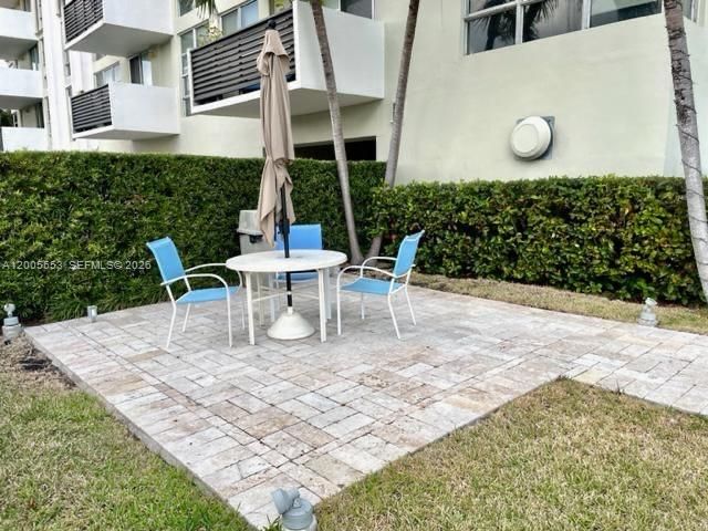 9800 W Bay Harbor Dr 603, Bay Harbor Islands, FL 33154