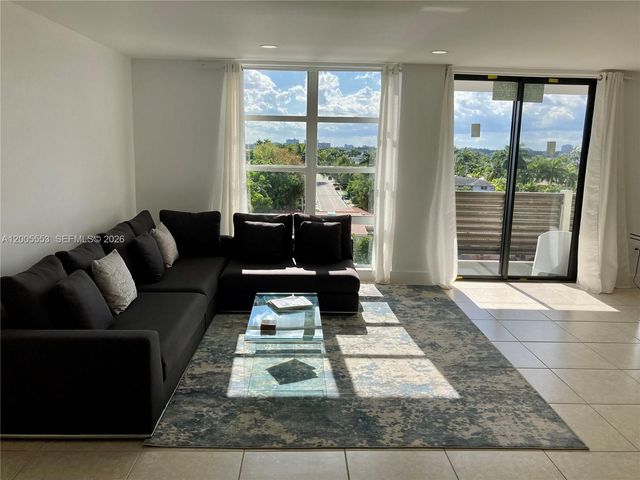 9800 W Bay Harbor Dr 603, Bay Harbor Islands, FL 33154