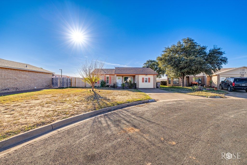 Image 3 of property listing at 3349 Erin St, San Angelo, TX 76903