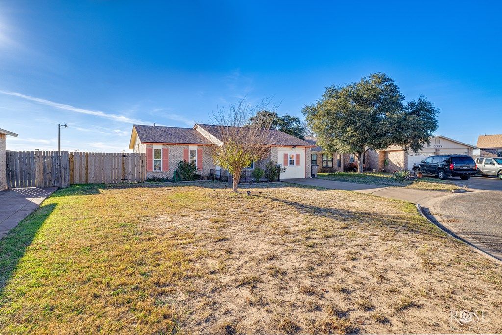 Image 4 of property listing at 3349 Erin St, San Angelo, TX 76903