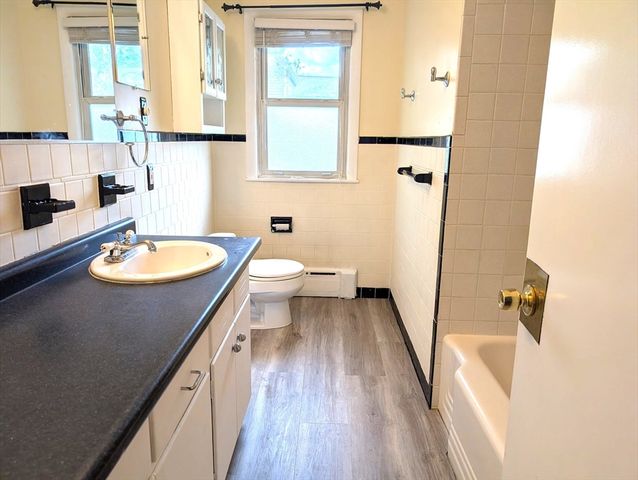 98 Pleasant View St, Methuen, MA 01844