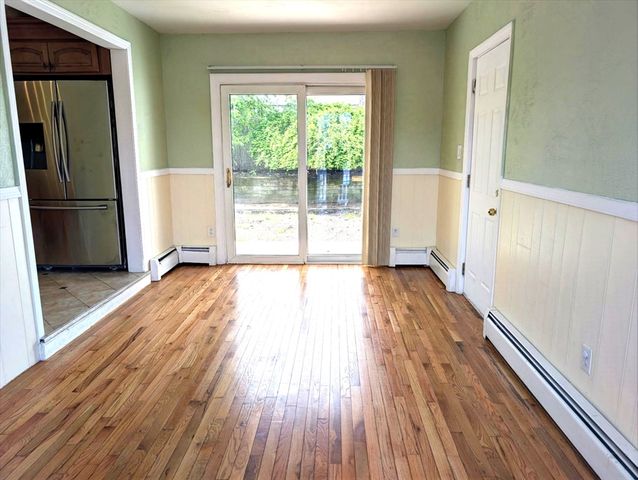 98 Pleasant View St, Methuen, MA 01844