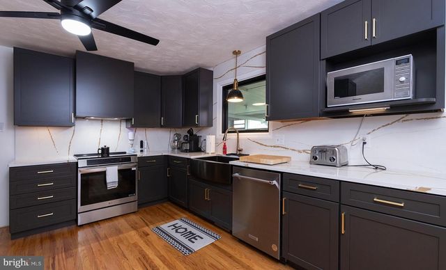 762 SAND HILL RD, Selinsgrove, PA 17870