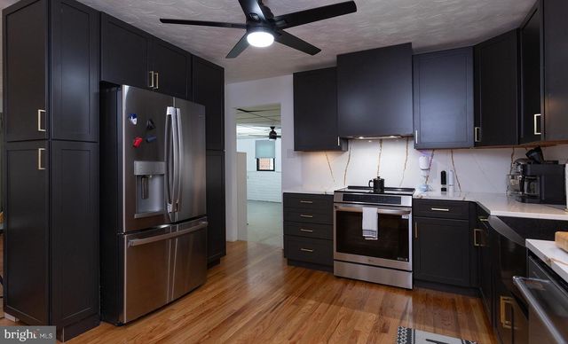 762 SAND HILL RD, Selinsgrove, PA 17870