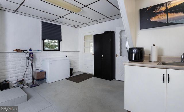 762 SAND HILL RD, Selinsgrove, PA 17870