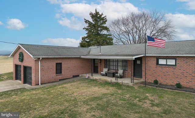 762 SAND HILL RD, Selinsgrove, PA 17870