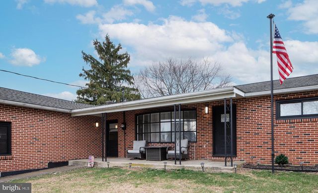 762 SAND HILL RD, Selinsgrove, PA 17870