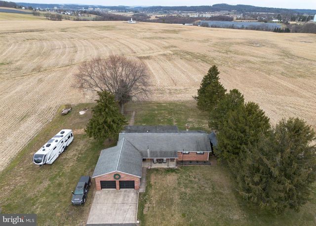 762 SAND HILL RD, Selinsgrove, PA 17870