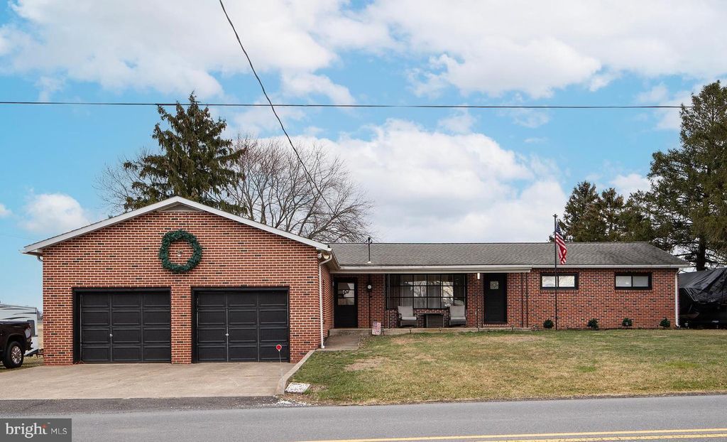 762 SAND HILL RD, Selinsgrove, PA 17870