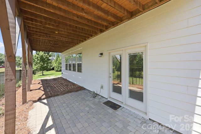 16306 Nicodemus Lane, Huntersville, NC 28078