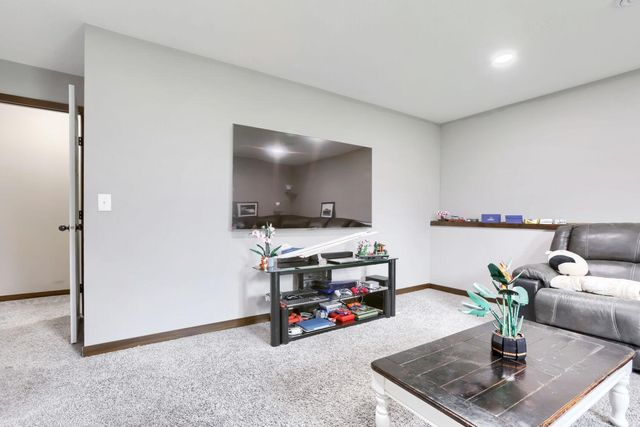 10159 189th Avenue NW, Elk River, MN 55330