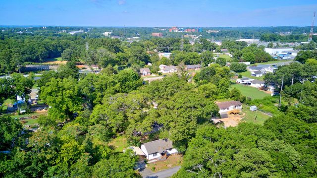 306 Spruce Road, Spartanburg, SC 29303