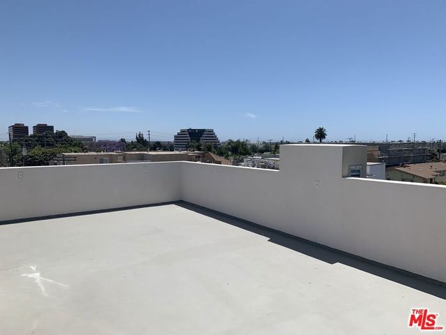 1721 GRANVILLE Avenue 2, Los Angeles, CA 90025