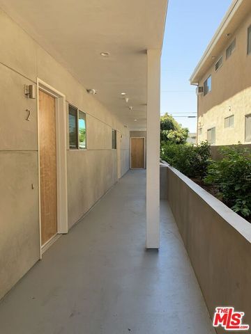 1721 GRANVILLE Avenue 2, Los Angeles, CA 90025