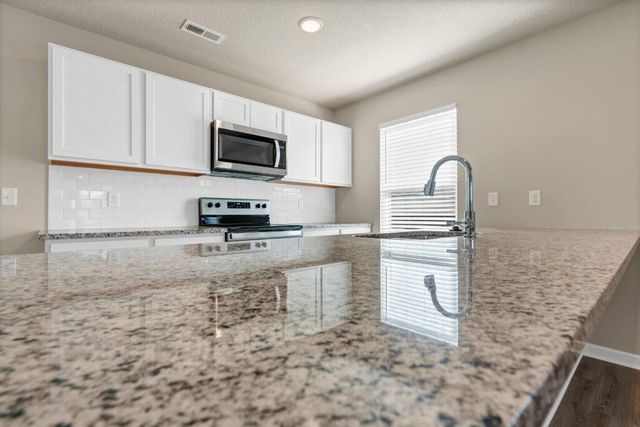 3630 E Hollandale St, Derby, KS 67037