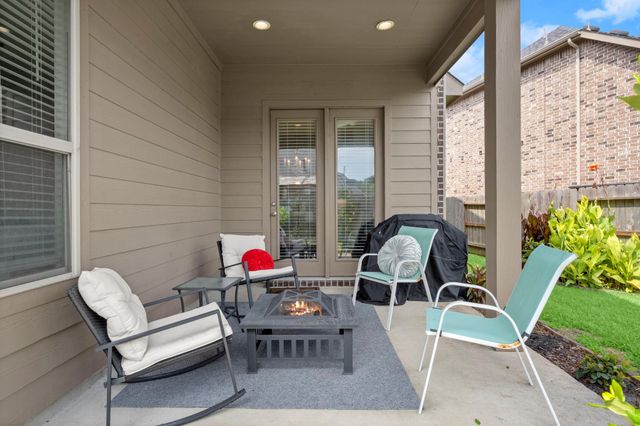 10054 Black Maple Drive, Conroe, TX 77385