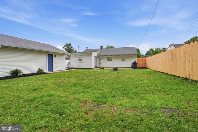 2206 DAVID DR, Bristol, PA 19007