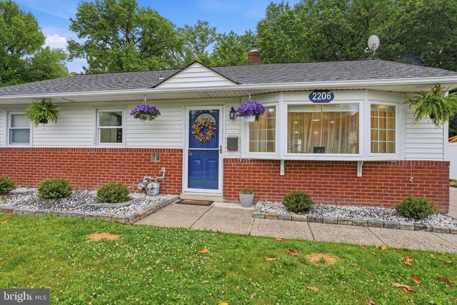 2206 DAVID DR, Bristol, PA 19007