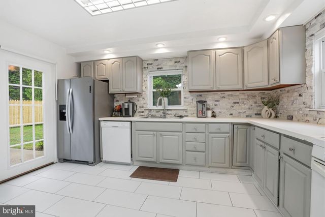 2206 DAVID DR, Bristol, PA 19007