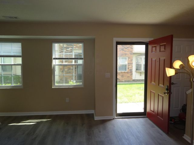 1737 Worthington Run Drive, B, Columbus, OH 43235