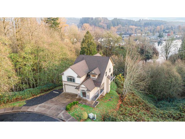 119 PENINSULA Dr, Kelso, WA 98626