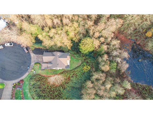 119 PENINSULA Dr, Kelso, WA 98626