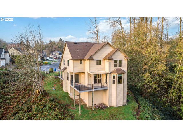 119 PENINSULA Dr, Kelso, WA 98626