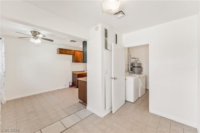 203 Earl Street, Las Vegas, NV 89101