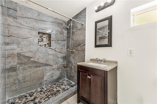 203 Earl Street, Las Vegas, NV 89101