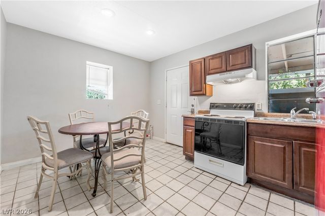 203 Earl Street, Las Vegas, NV 89101