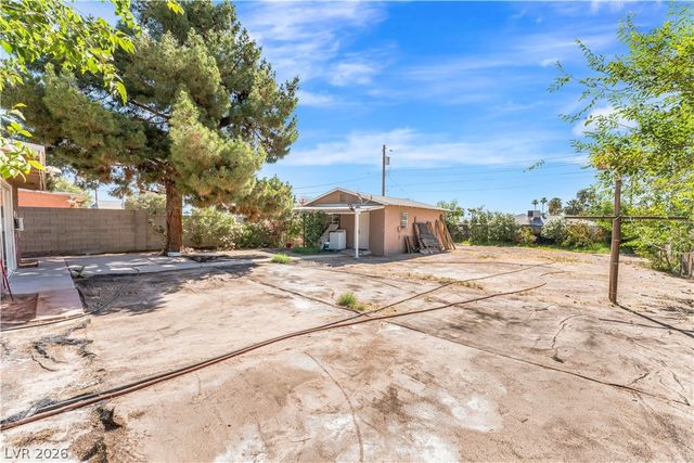 203 Earl Street, Las Vegas, NV 89101