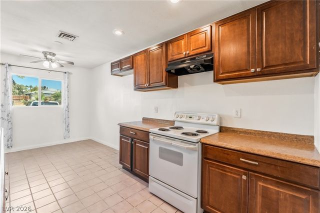 203 Earl Street, Las Vegas, NV 89101