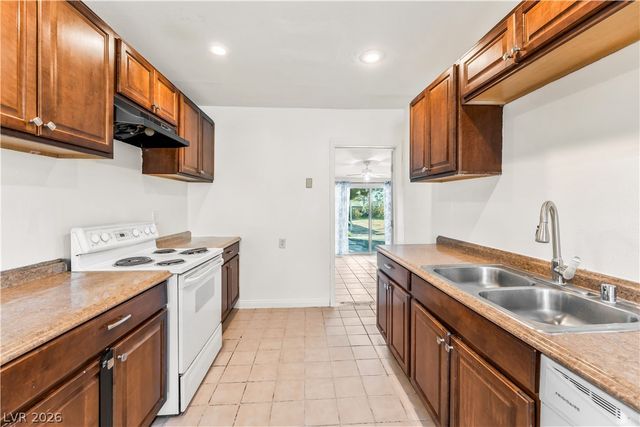 203 Earl Street, Las Vegas, NV 89101