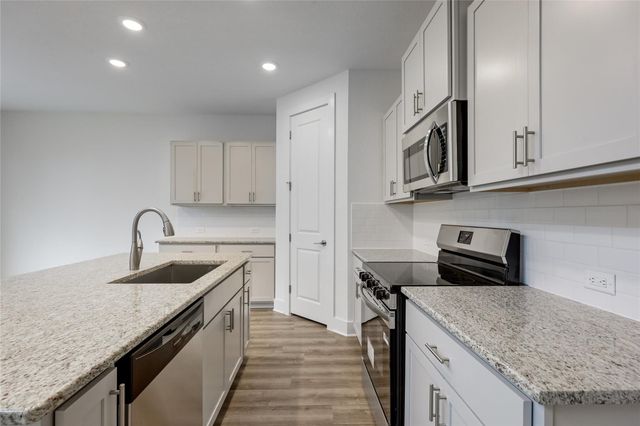 20110 Lee LN, Lago Vista, TX 78645