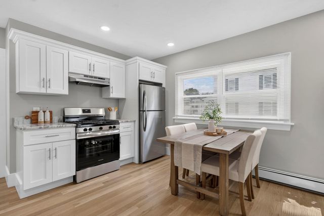 43 Laurel St, Clinton, MA 01510