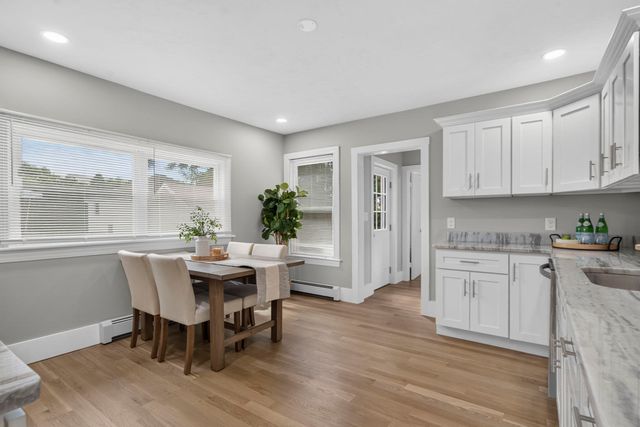 43 Laurel St, Clinton, MA 01510