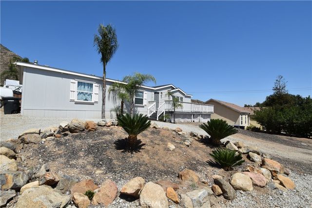 17190 Coleman Avenue, Lake Elsinore, CA 92530