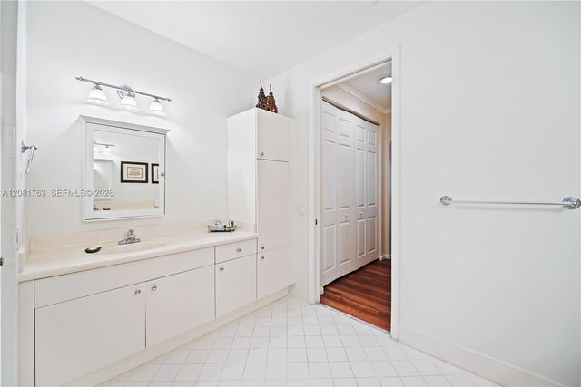 1634 Passion Vine Circle 31-2, Weston, FL 33326
