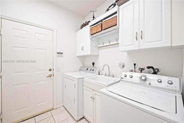 1634 Passion Vine Circle 31-2, Weston, FL 33326
