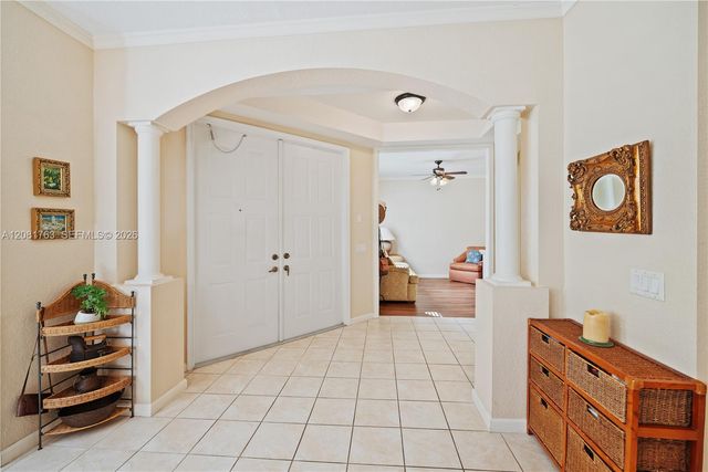 1634 Passion Vine Circle 31-2, Weston, FL 33326