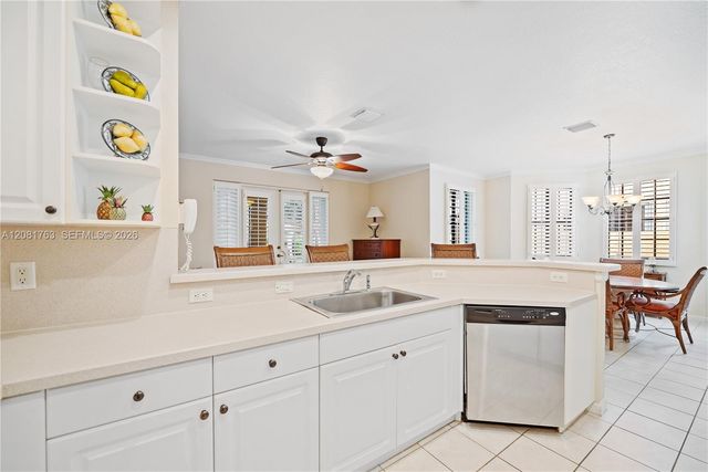 1634 Passion Vine Circle 31-2, Weston, FL 33326