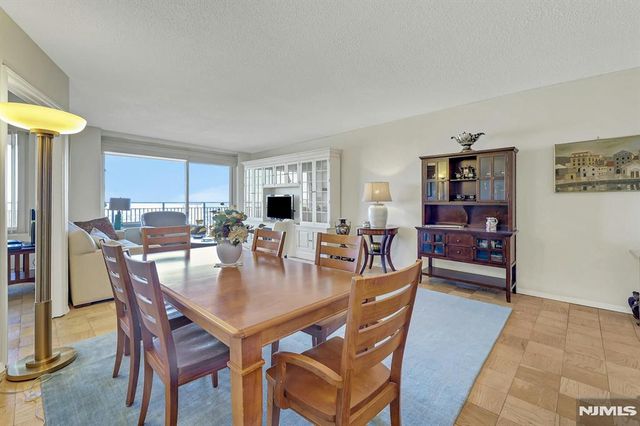1530 Palisade Avenue 27D, Fort Lee, NJ 07024