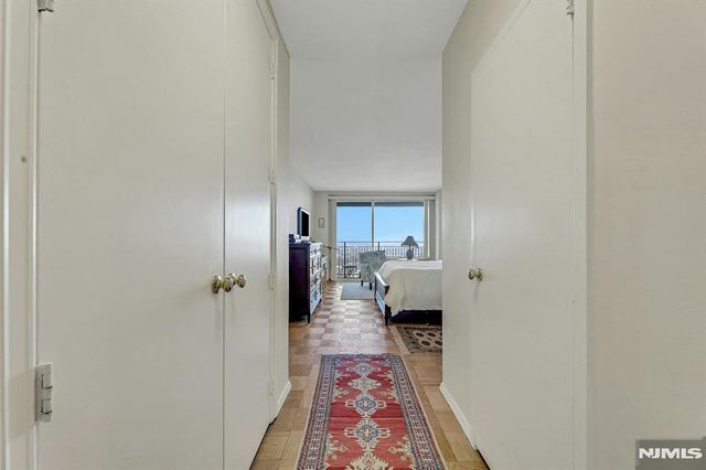 1530 Palisade Avenue 27D, Fort Lee, NJ 07024