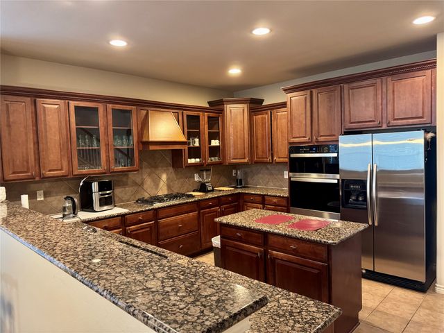 1100 Annalea Cove Drive, Lewisville, TX 75056