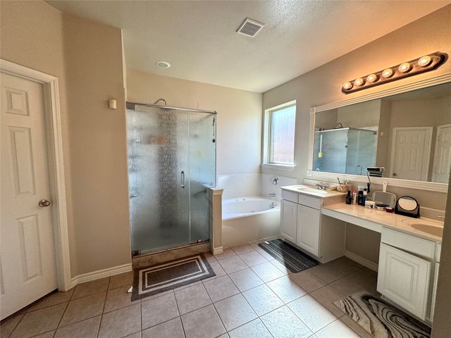 1100 Annalea Cove Drive, Lewisville, TX 75056