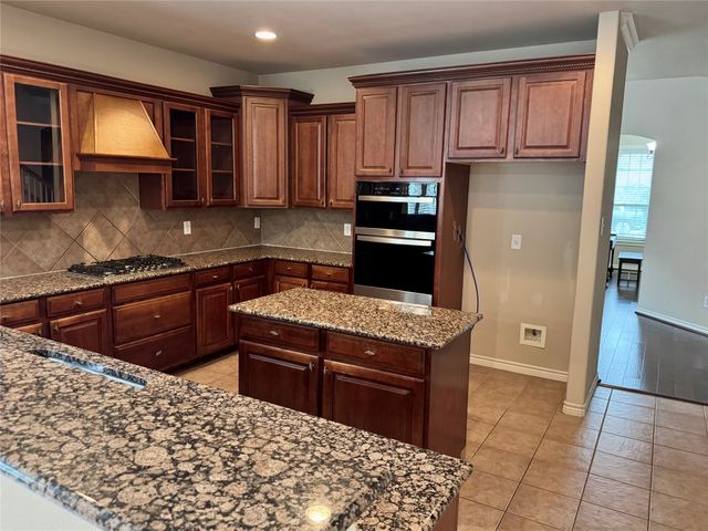 1100 Annalea Cove Drive, Lewisville, TX 75056